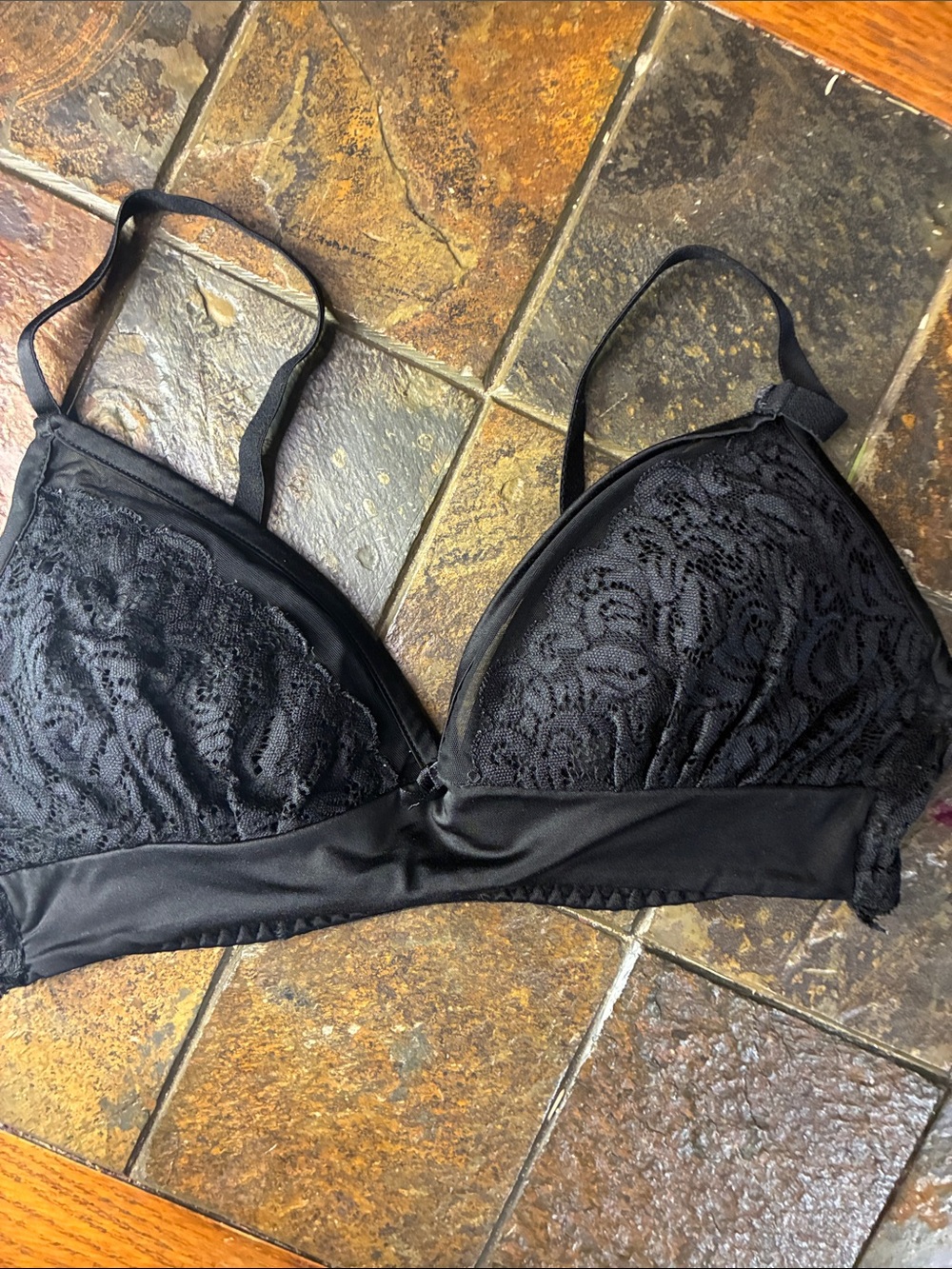 Source Unknown Black Lace Wireless Bralette